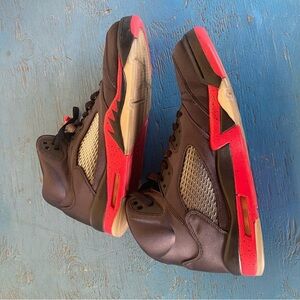 Jordan Black and Red Athletic Shoes Satin Air Jordan Retro 5 Nike